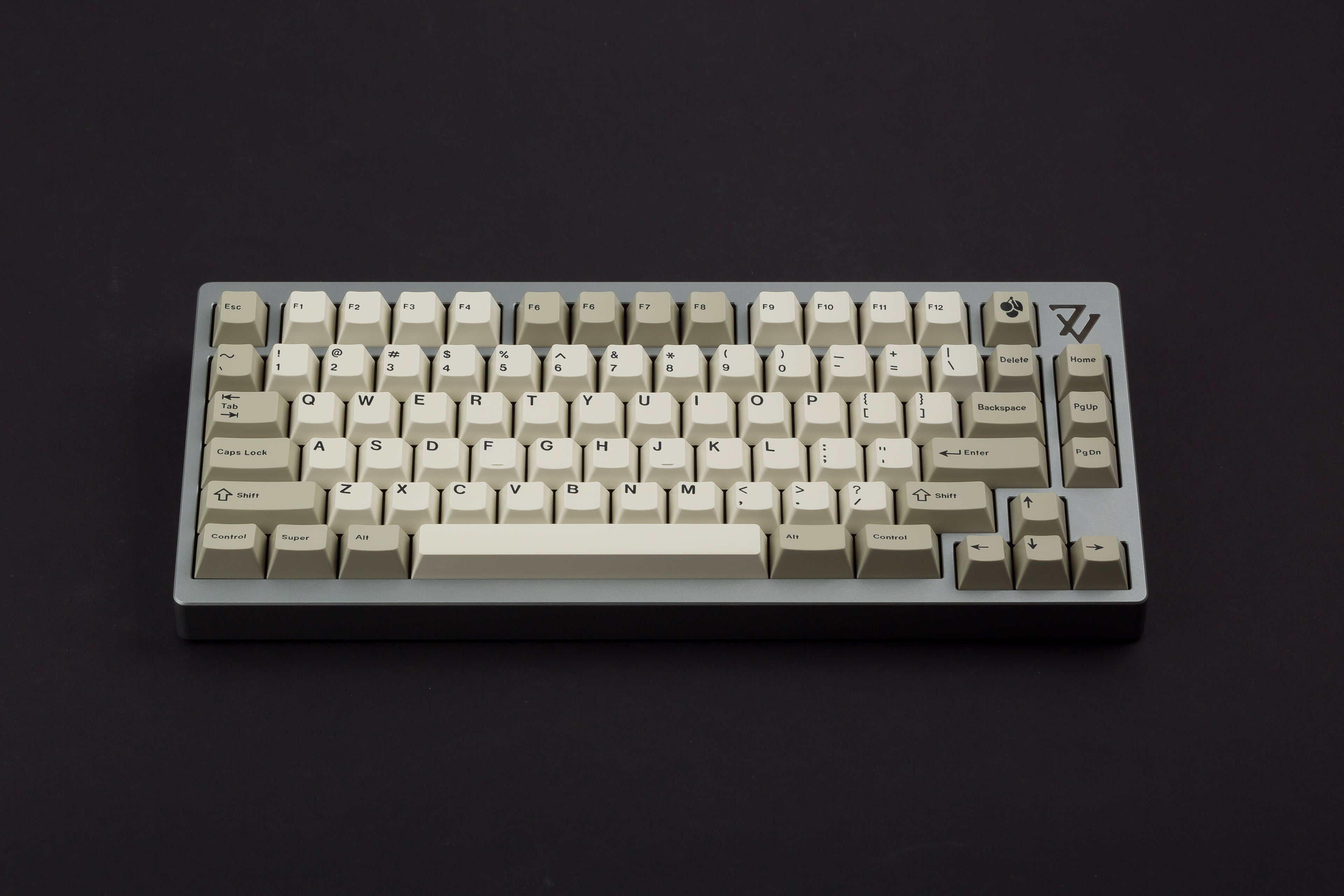 GMK Hineybeige